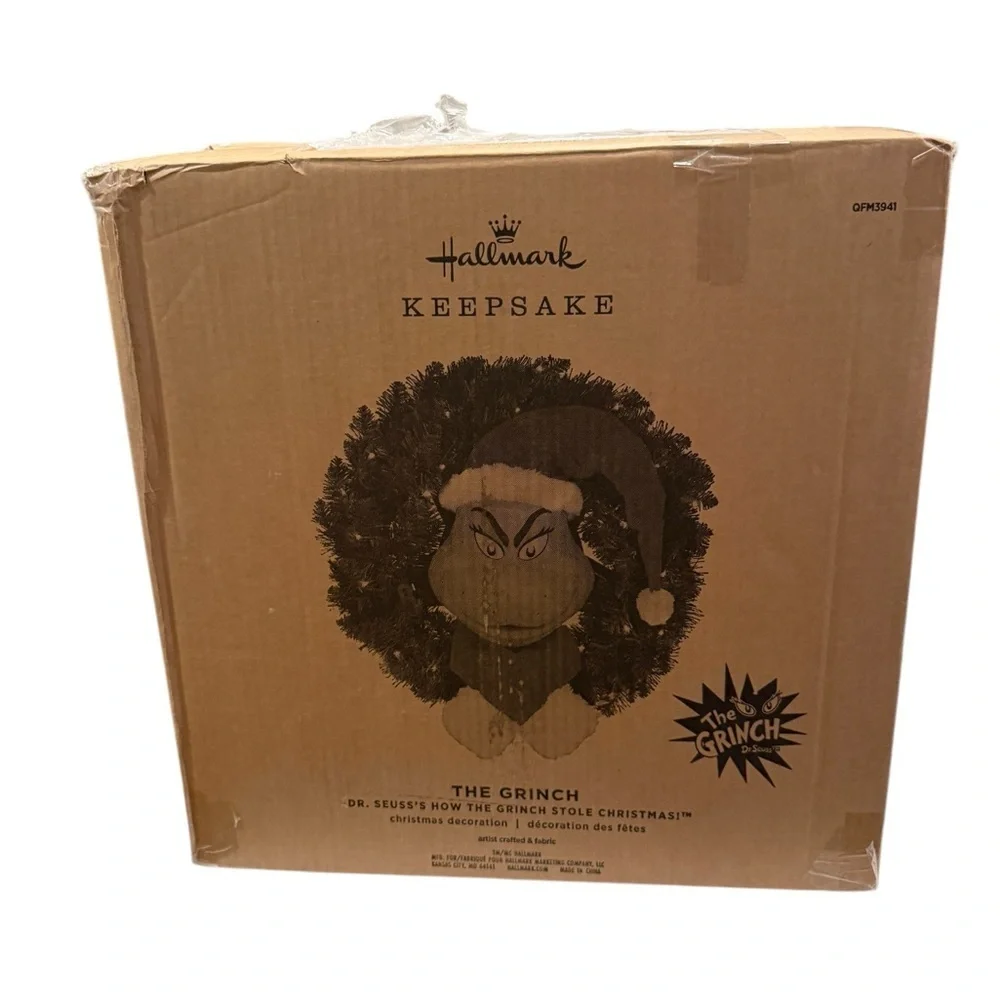 Hallmark Keepsake 2024 How The Grinch Stole Christmas Animated/Light Wreath NEW